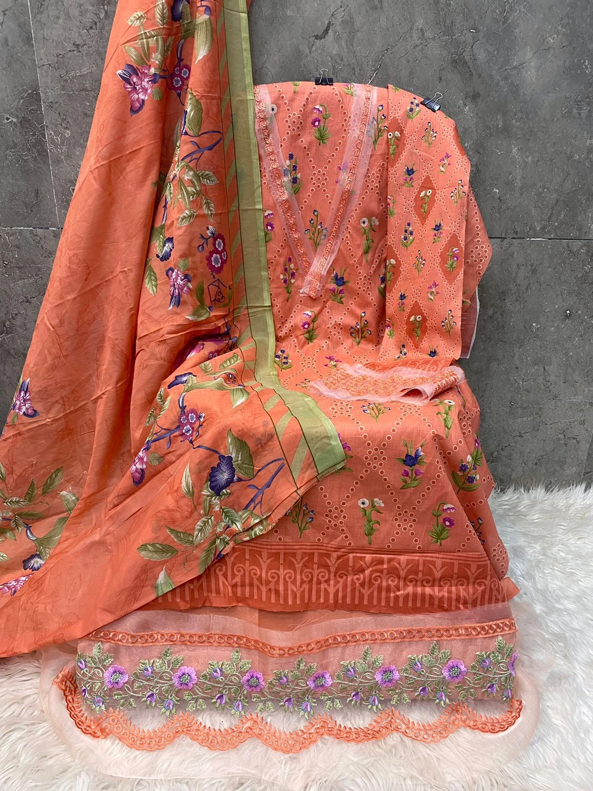 Hoor Tex Tw-11 To 14 Lawn Cotton Wholesale Pakistani Salwar Suit Catalog — Wholesale Pakistani Suits, MPA wholesale from Surat - Gallery Image 4